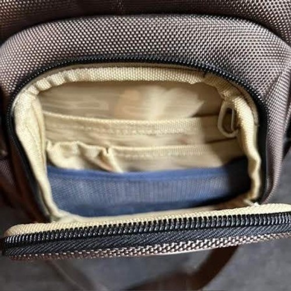 Ricardo Beverly Hills Small Brown Backpack Mini Travel Bag‎ Purse - Picture 4 of 5